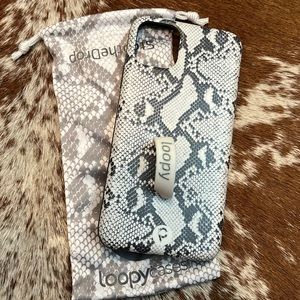 Snakeskin Loopy Case